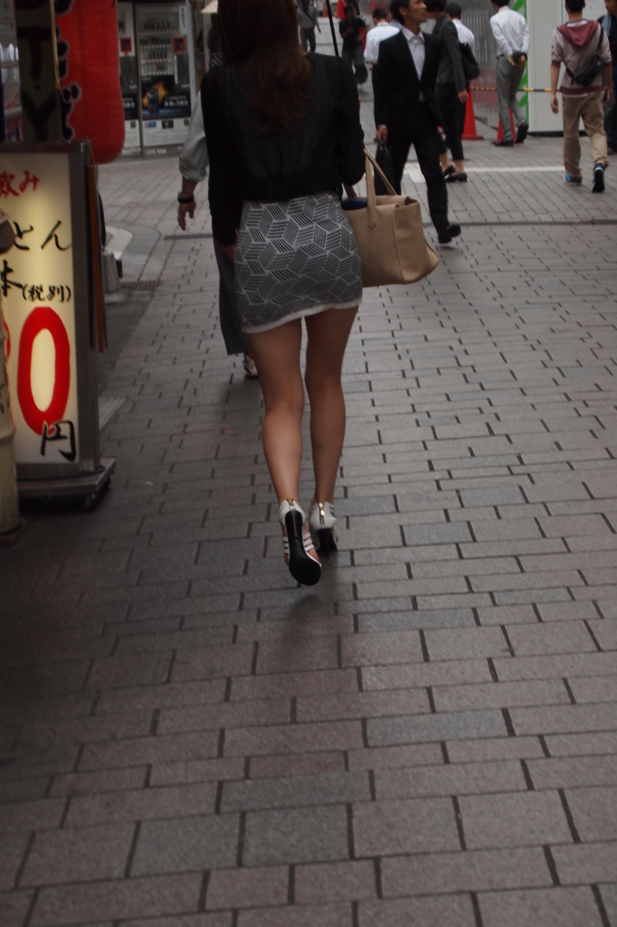 新宿　女性