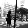 街　女性