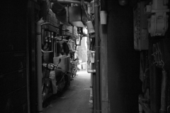 新宿路地