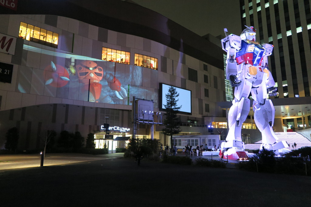 ズゴックとガンダム