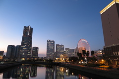 みなとみらい（夕方）
