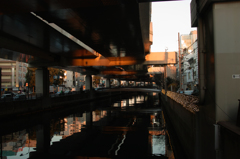 横浜裏元町夕刻