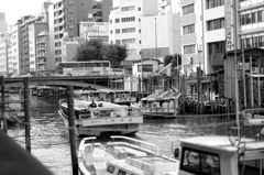 屋形船の準備（神田・柳橋）　３
