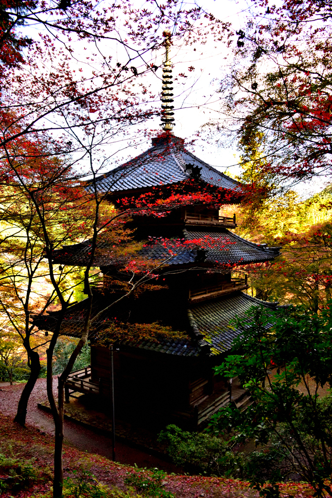 高源寺　三重塔