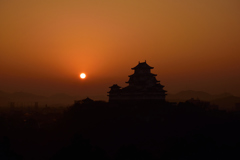 姫路城　朝日