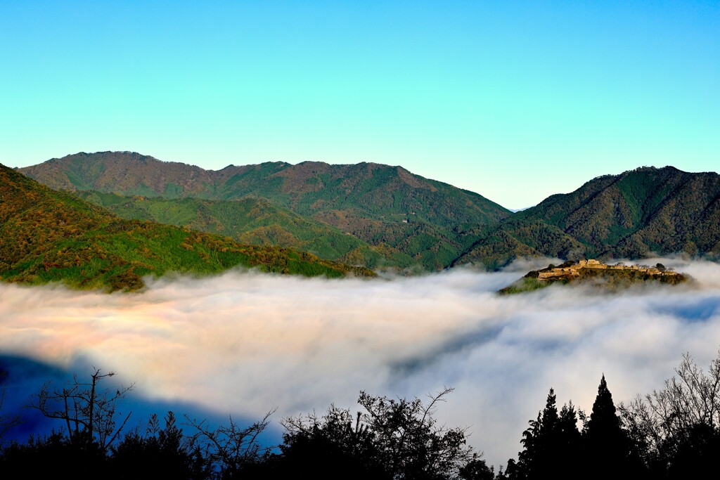 竹田城跡　ちょっぴり彩雲