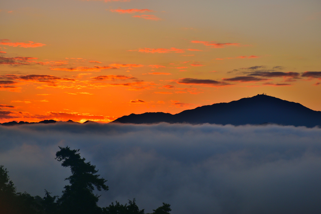 粟鹿山　日の出？