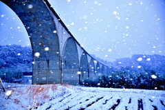 雪の大橋