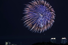 花火大会行かなくても見えるじゃん♪