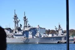 護衛艦　いかづち(107)