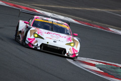 桜の季節にピンクのホッピー