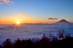 甘利山からの日の出、富士山、雲海