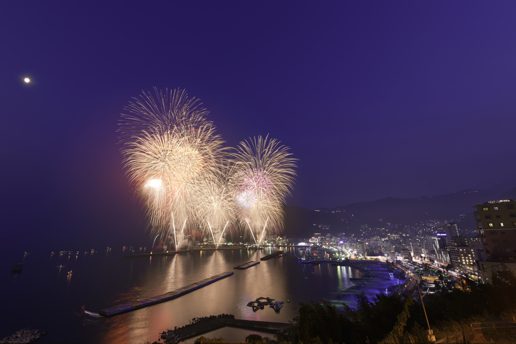 熱海の花火