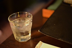 「カフェで出る水」