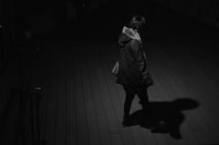「真夜中のスポットライト」