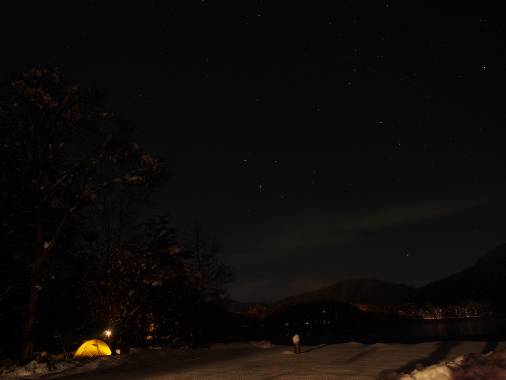 雪夜の星空