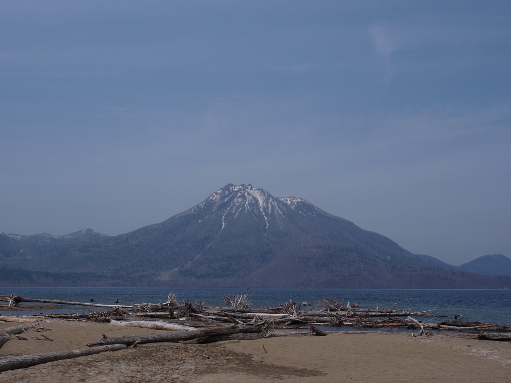 支笏湖の春Ⅲ