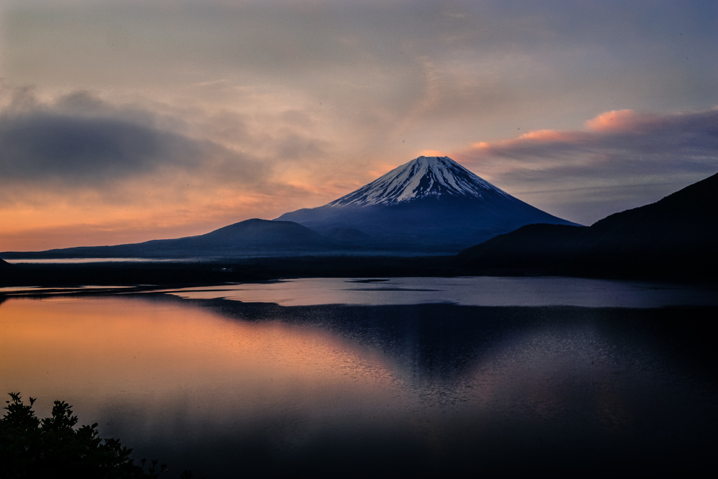 日本の夜明け