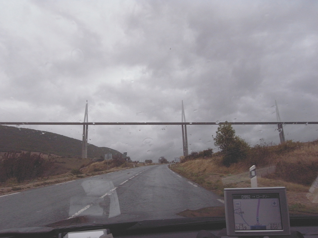 Millau Viaduct（ミヨー橋）