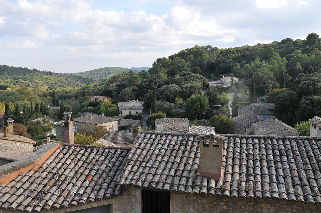 La Roque-sur-Ceze村の町並み