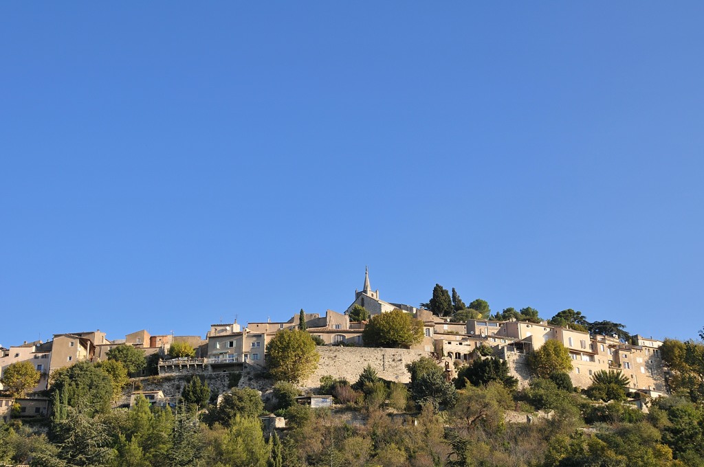 Bonnieux村