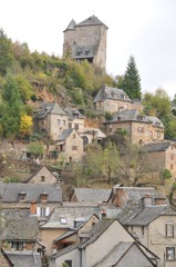 Muret-le-Chateau村の城址。