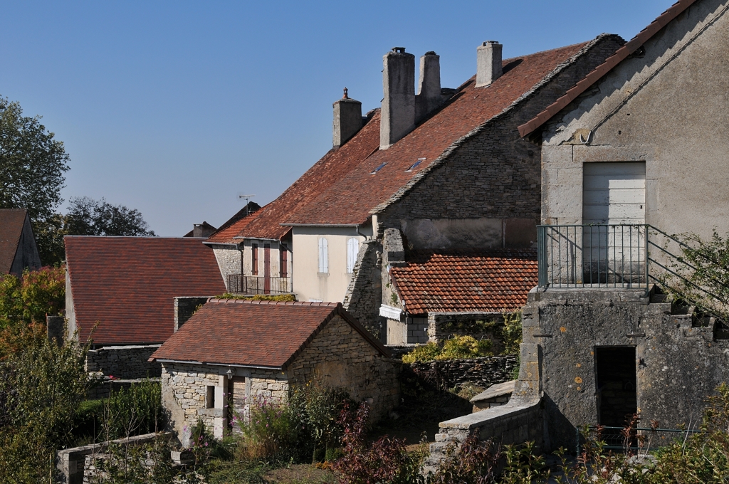 Chateau-Chalon村の家並み