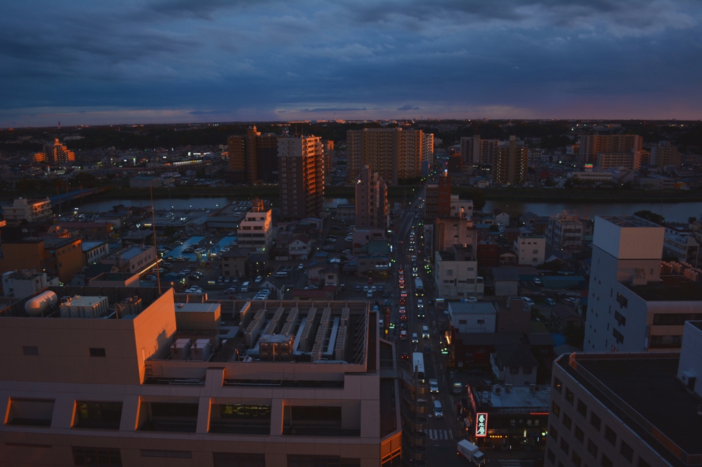 街の夕景
