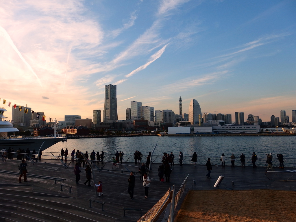 大桟橋の空-2