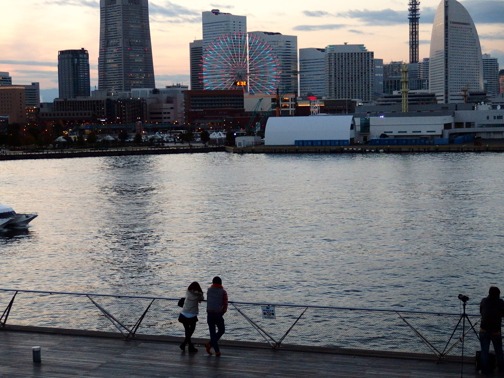 冬の桟橋　