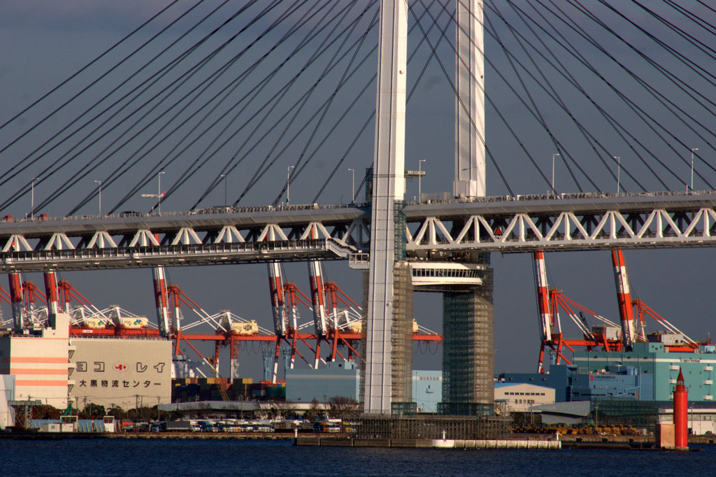 正月　横浜港にて