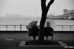 突然の雨に