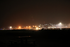 松山空港の夜