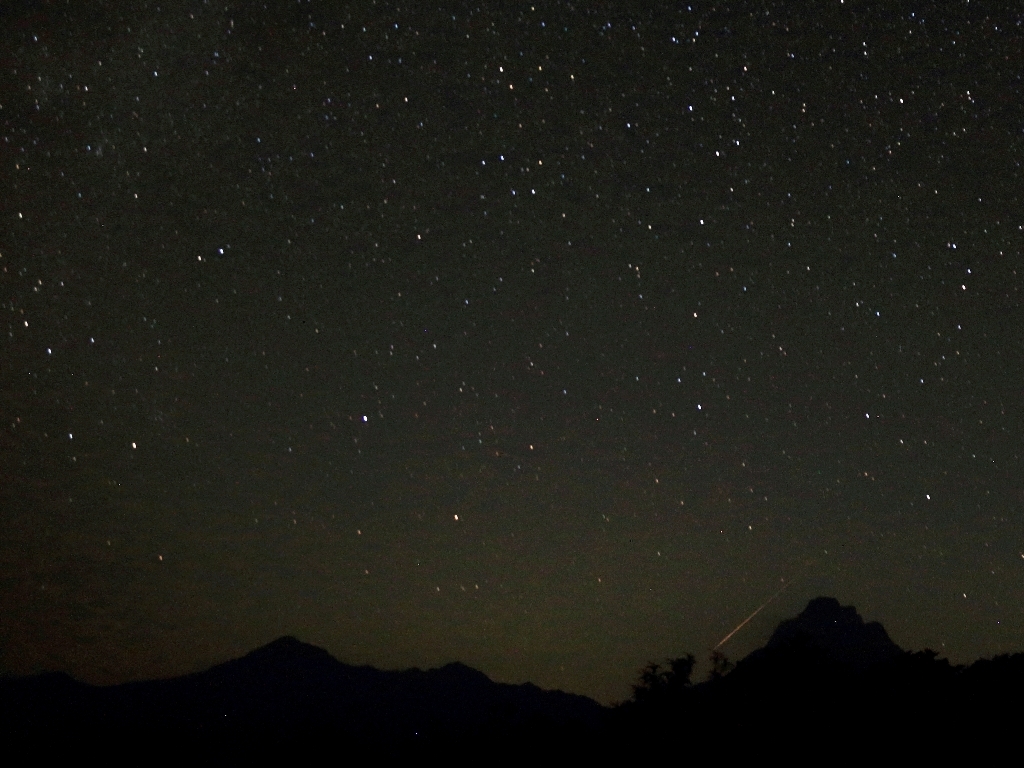 ペルセウス座流星群（石鎚山系）　③