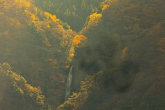 白猪の滝　遠望