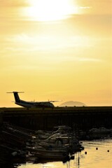 松山空港の夕方　①