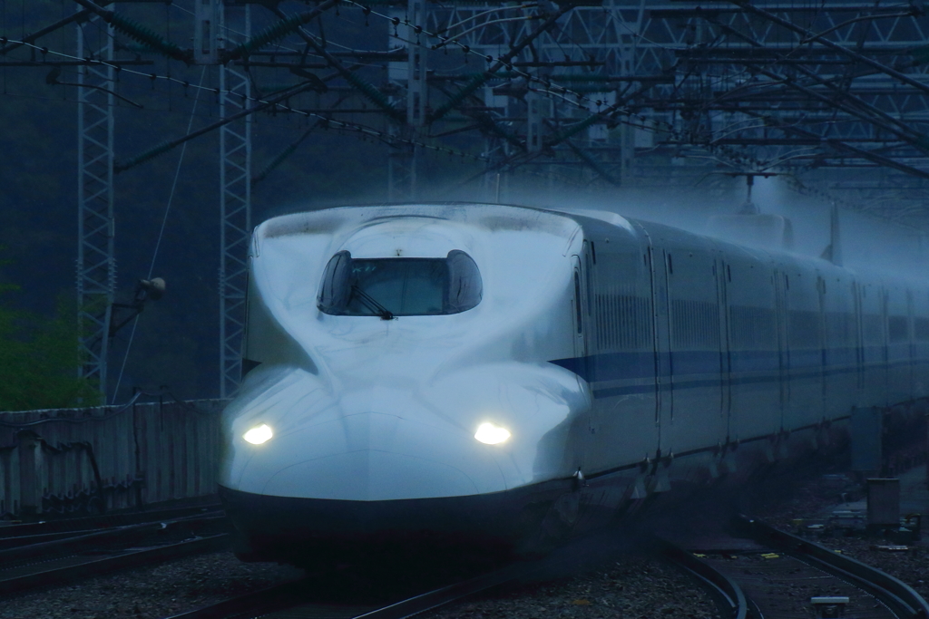 雨の相生駅