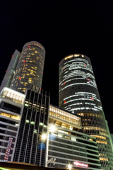 セントラルタワーズ