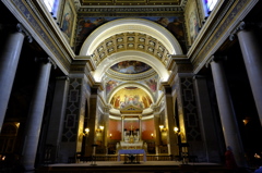 パリ　ロレット・ノートルダム寺院　内部