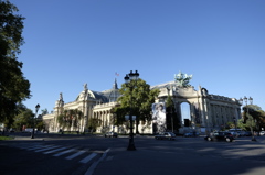 パリ　グラン・パレ　シャンゼリゼ通り側より