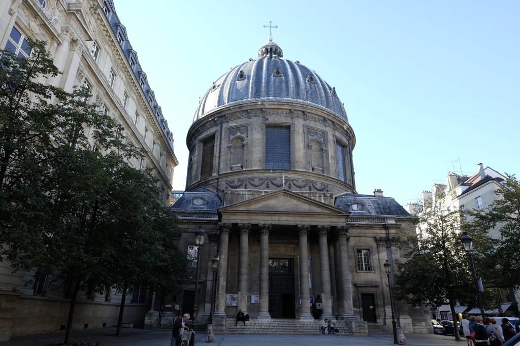 パリ　ノートルダム・ドゥ・ラソンプション教会