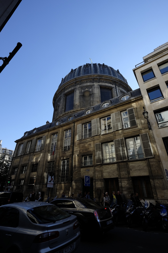 パリ　ノートルダム・ドゥ・ラソンプション教会