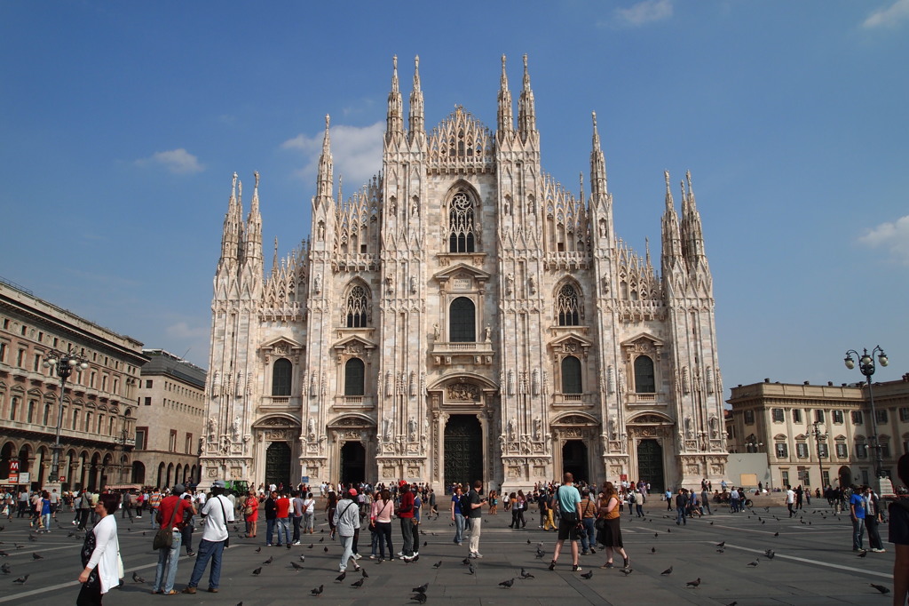 イタリア　ミラノ　ﾄﾞｩオモ