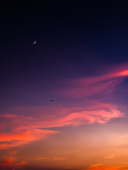 三日月の夕暮れ