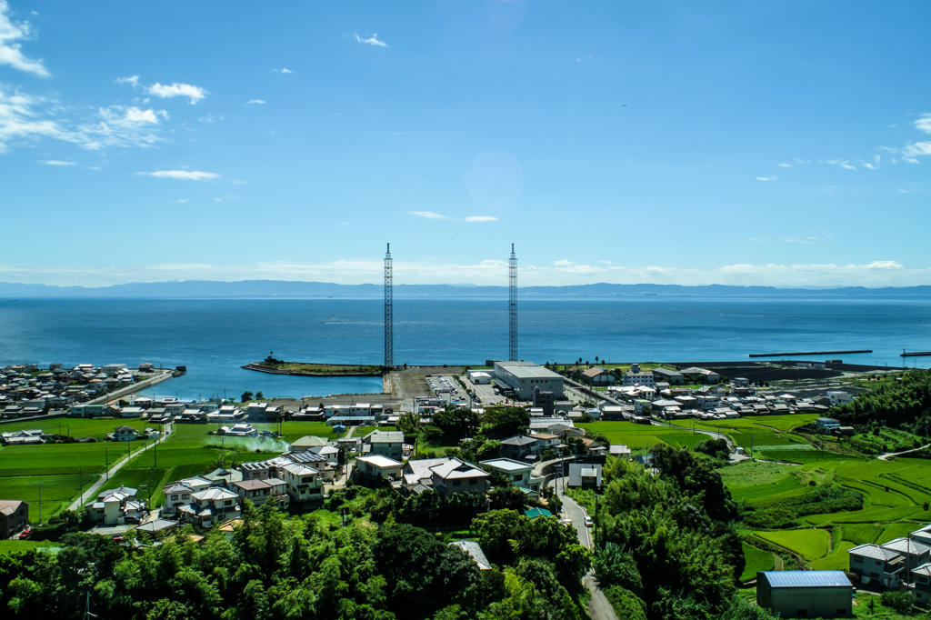 海へのツインタワー