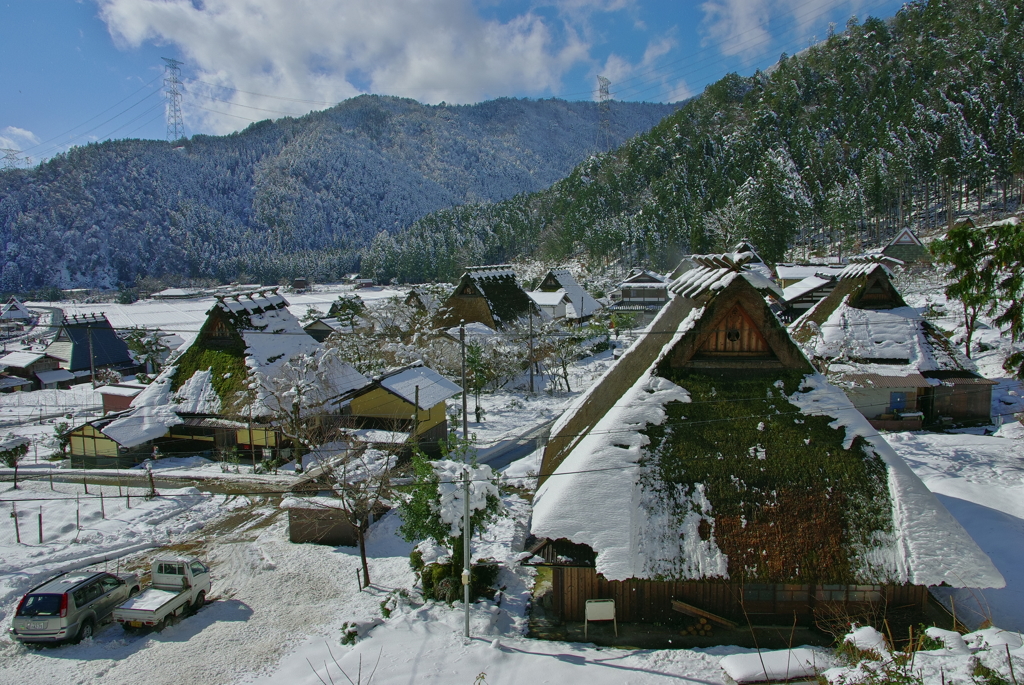 雪の美山かやぶきの里