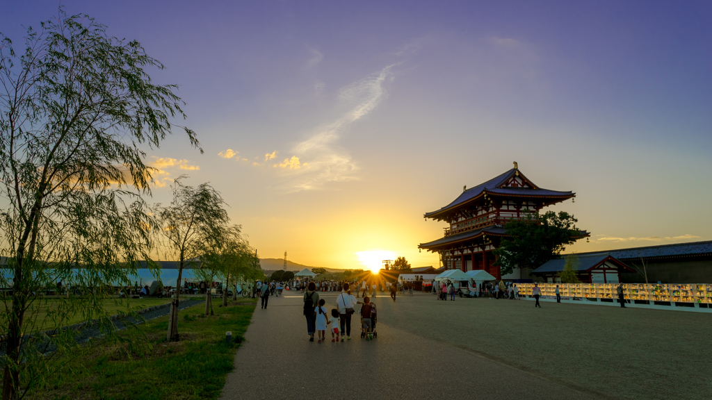 夕暮れの朱雀門