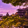 連なる塔