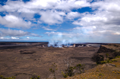 Hale Ma'uma'u volcano crater