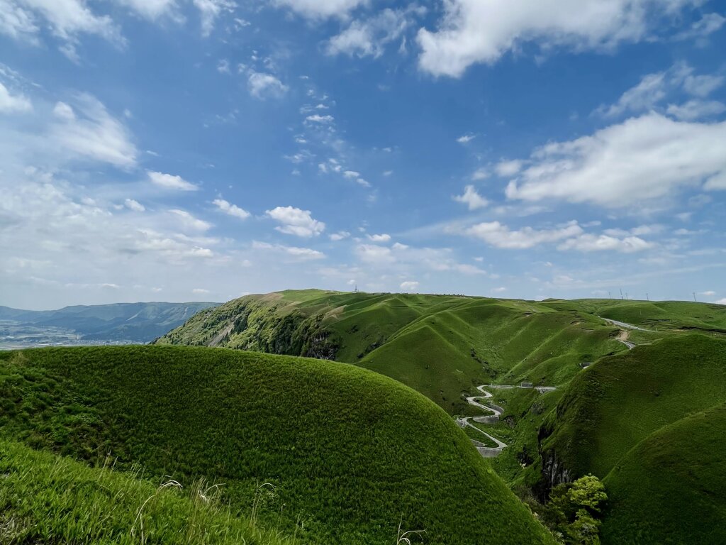 大観峰を望んで